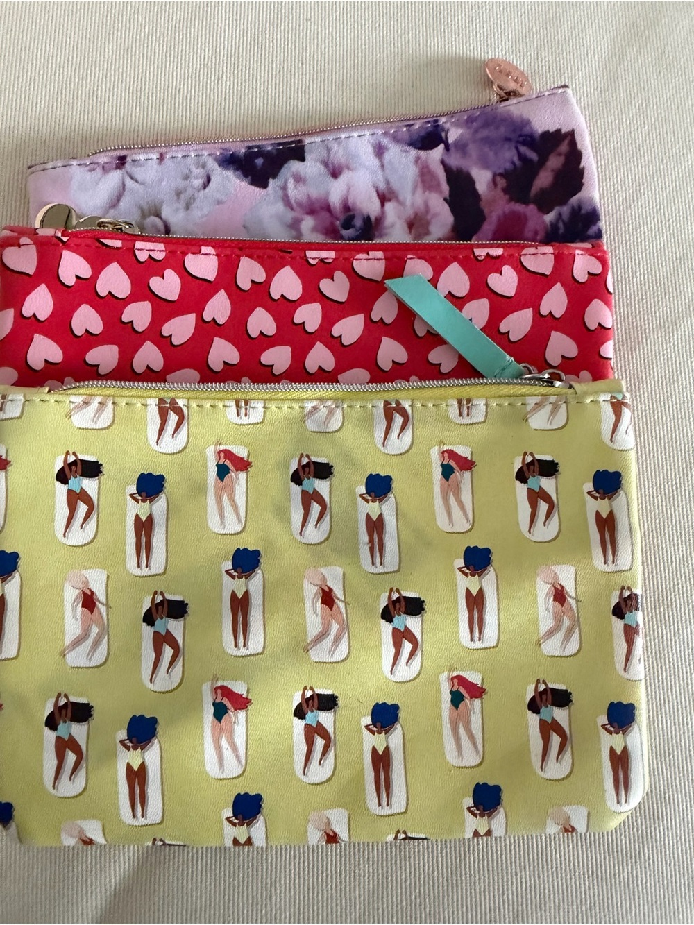 Set of 3 Ipsy Patterned Zipper Make Up bags-